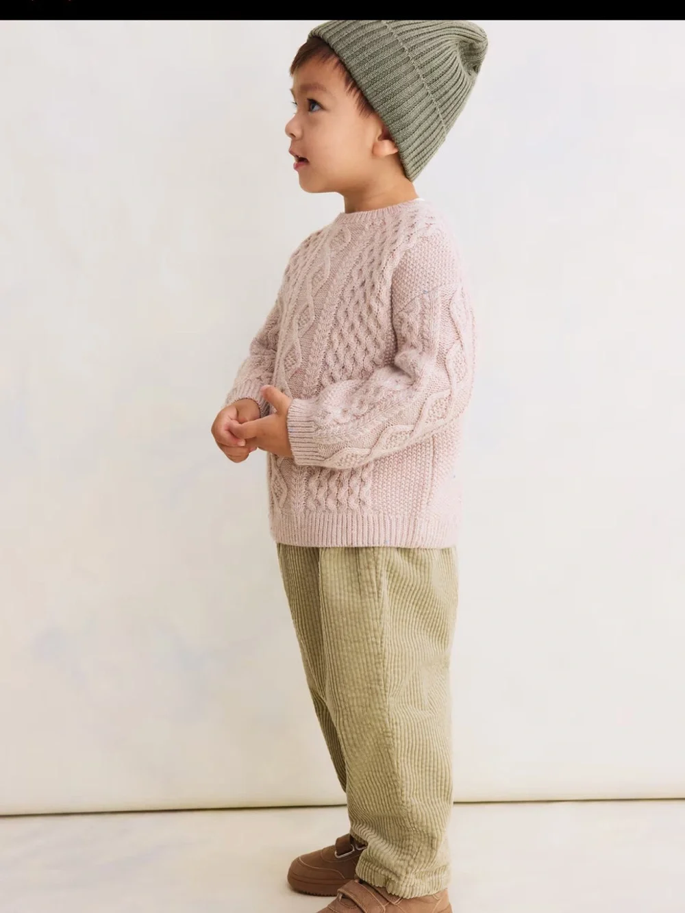 H&M p9 description
